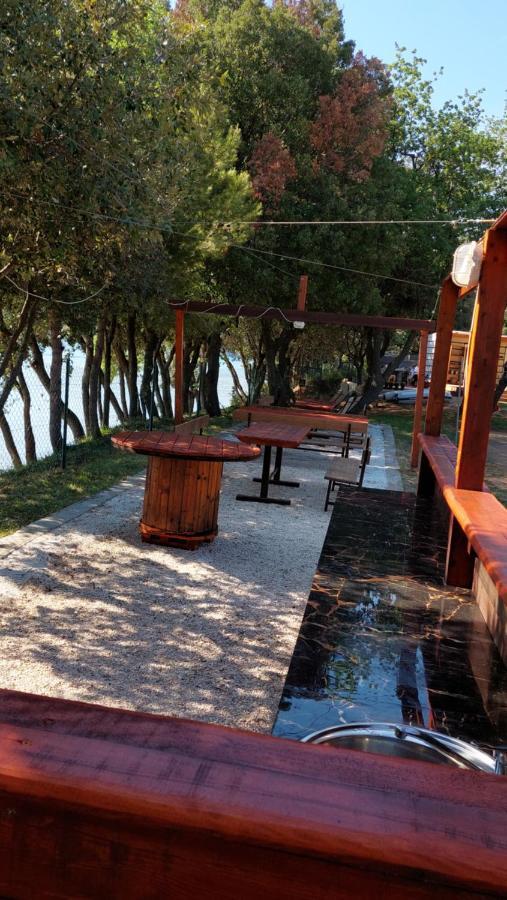 Grand Veles Camp Hotel Banjole Luaran gambar